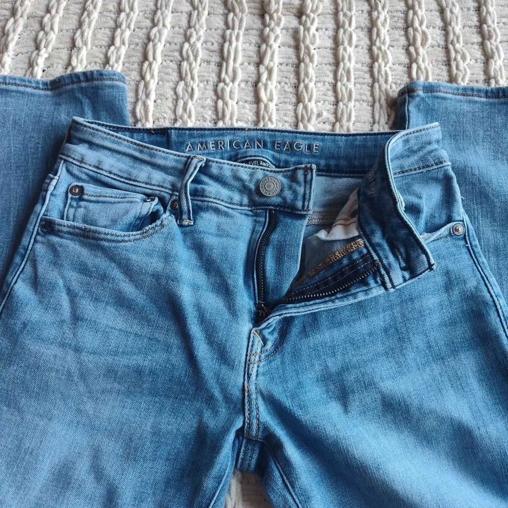American Eagle Slim Straight Mens Jeans 28x30 Next Level Airflex Light Wash - Picture 7 of 11